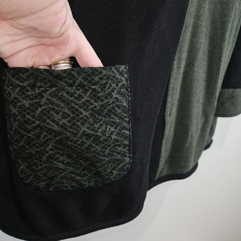 Women Parsley & Sage Reversible Sweater Tunic Top Green Black Lagenlook Cowl 1X - Picture 3 of 14